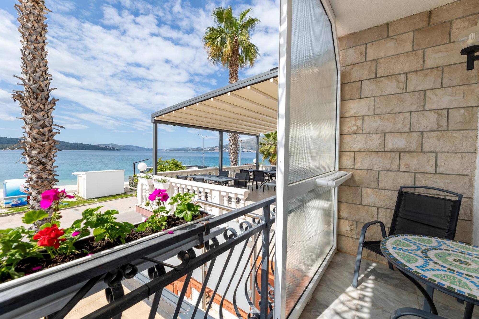 أوكغوك غورنيي Villa Okruk-10 Meters Away From The Beach المظهر الخارجي الصورة