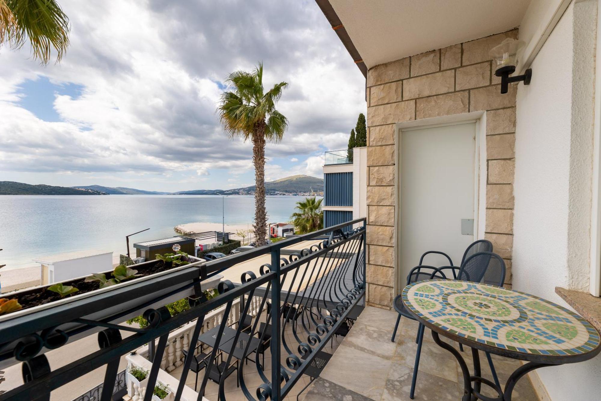 أوكغوك غورنيي Villa Okruk-10 Meters Away From The Beach المظهر الخارجي الصورة